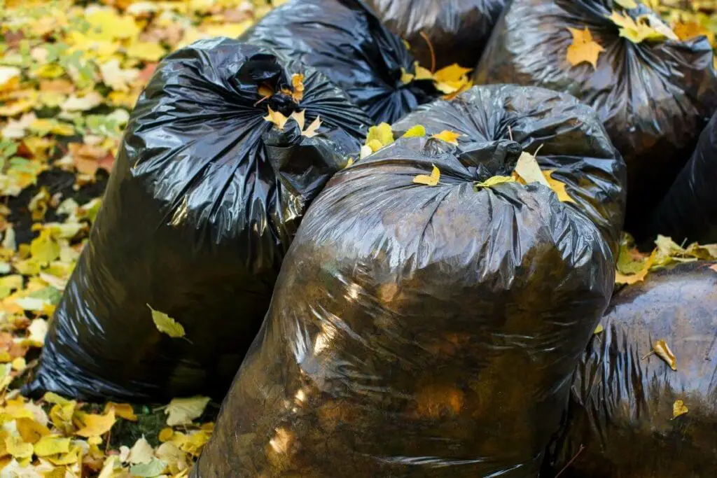 Aerobic type of black bag composting