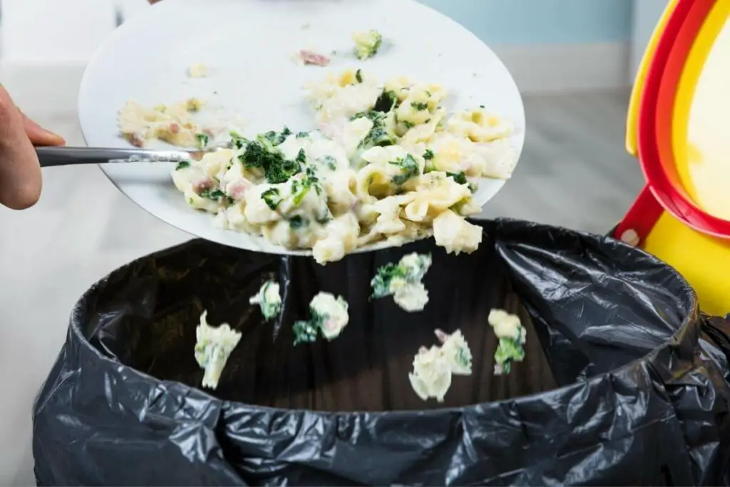Tips for composting pasta