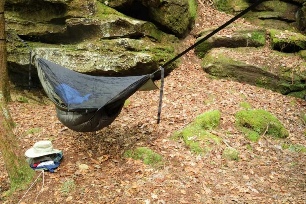 Hammock setups with rocks