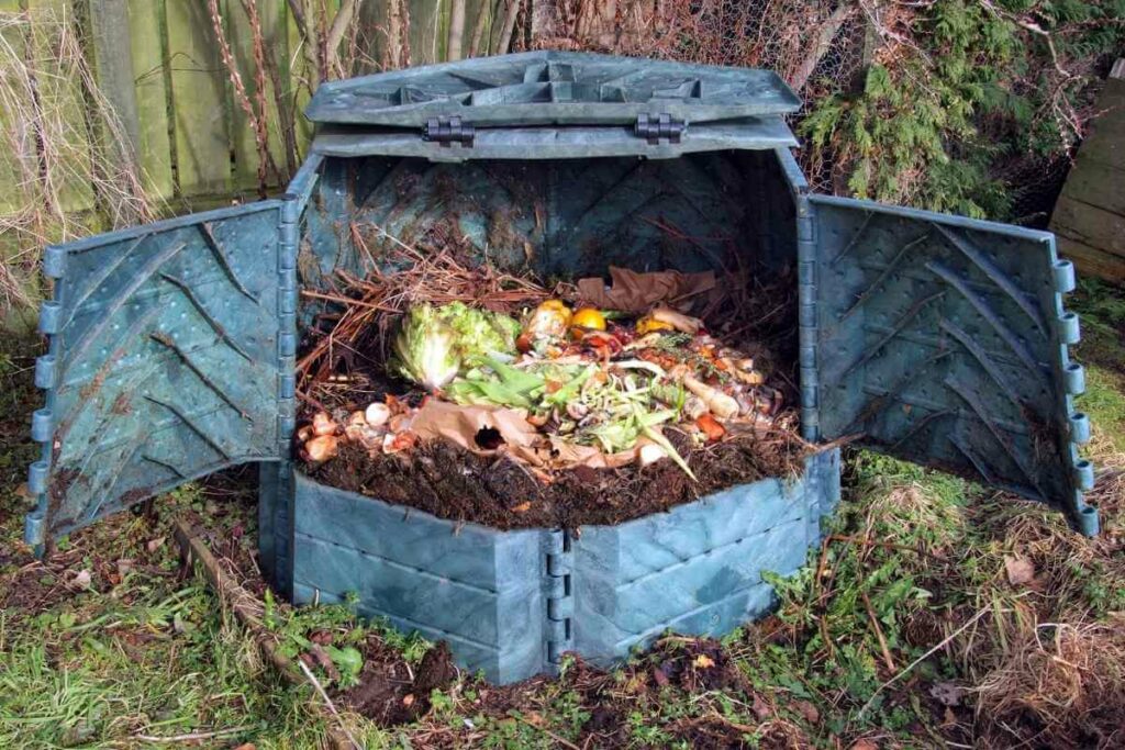 How to Make Compost Crumbly the Easy Way