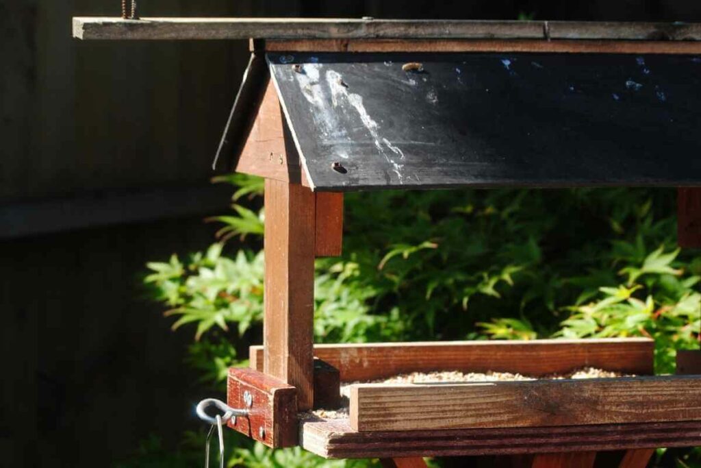 Super Simple Bird Table