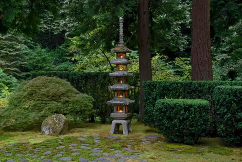 Japanese pagoda lantern light
