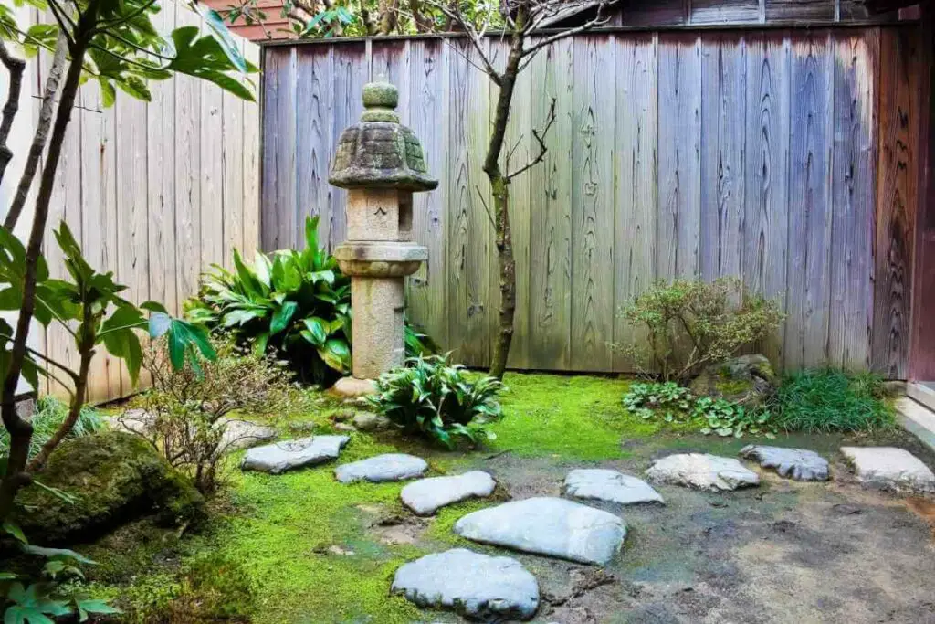 Small Japanese garden idea