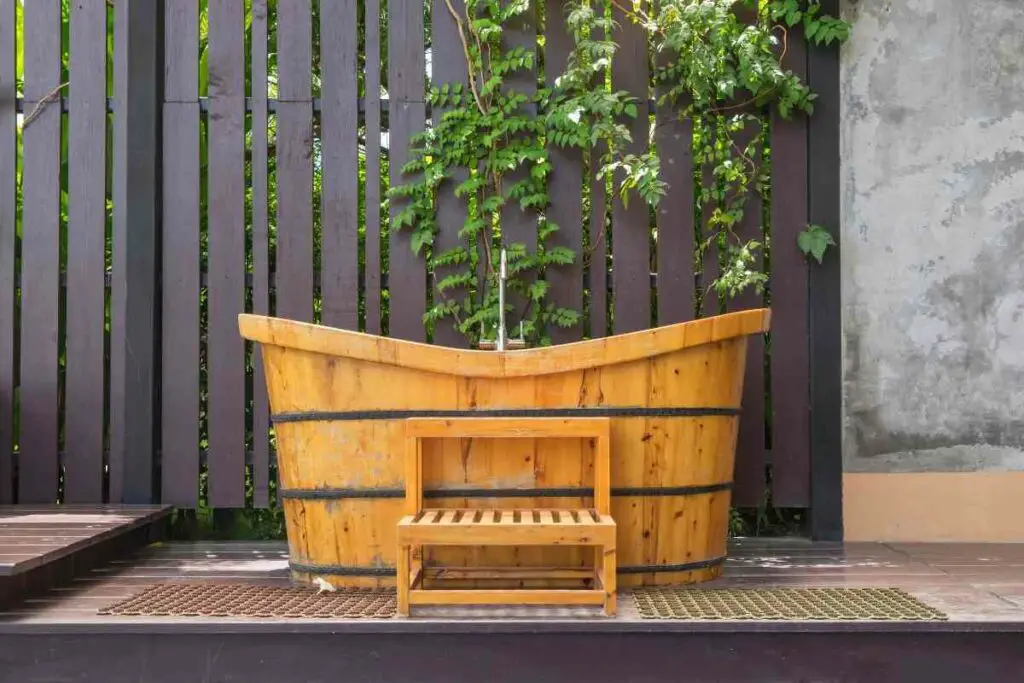 Wooden outdoor bathtub