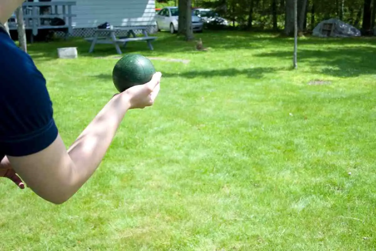 How to Throw a Bocce Ball ( The correct way )