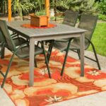 What’s the Best Outdoor Rug Material For Rain