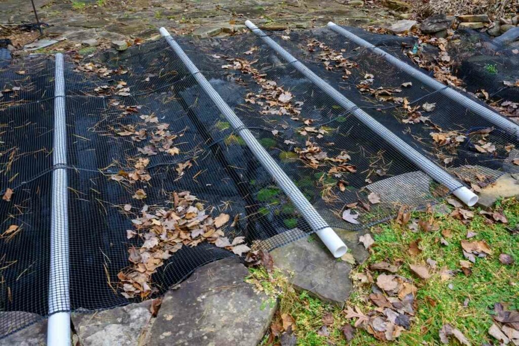 Protect fish pond with Pond net