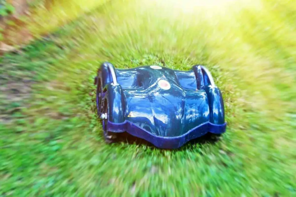 Robotic lawn mower in Canada buying tips
