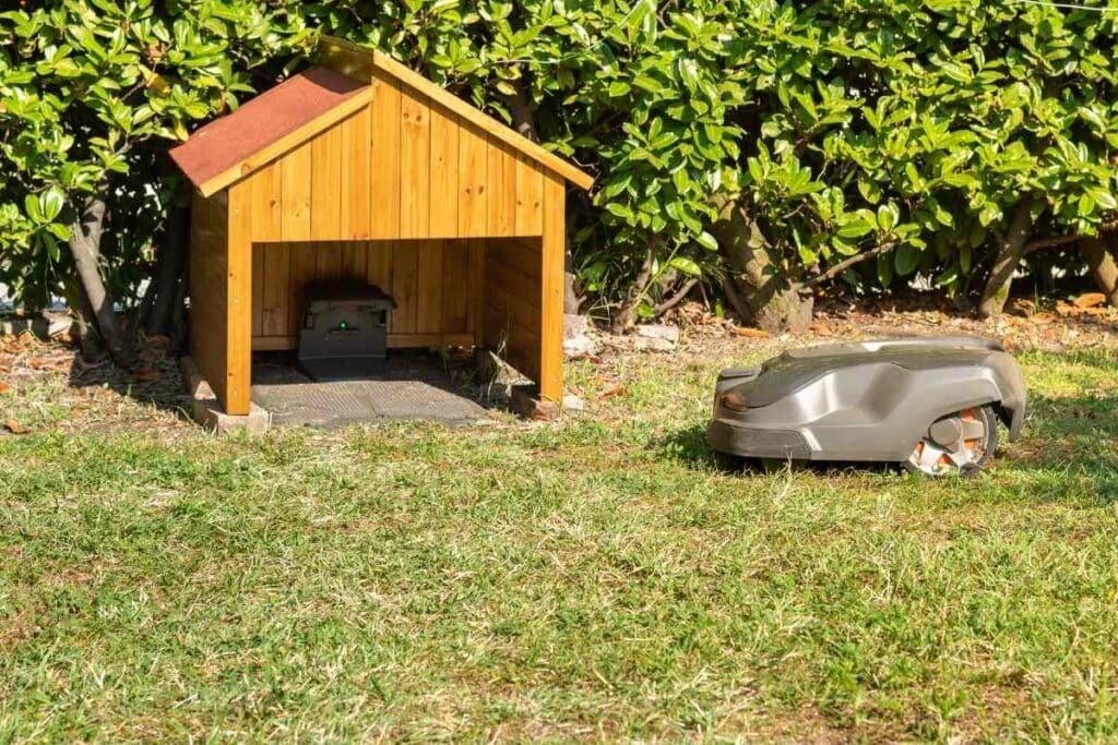 robotic mower chraging station