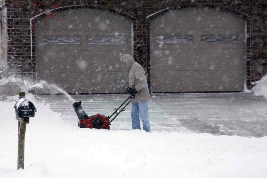 Snow blowers for elderly