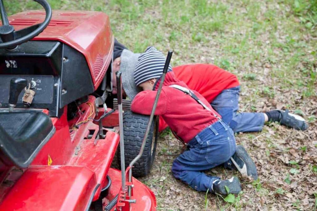 What Is a Locking Differential garden tractor