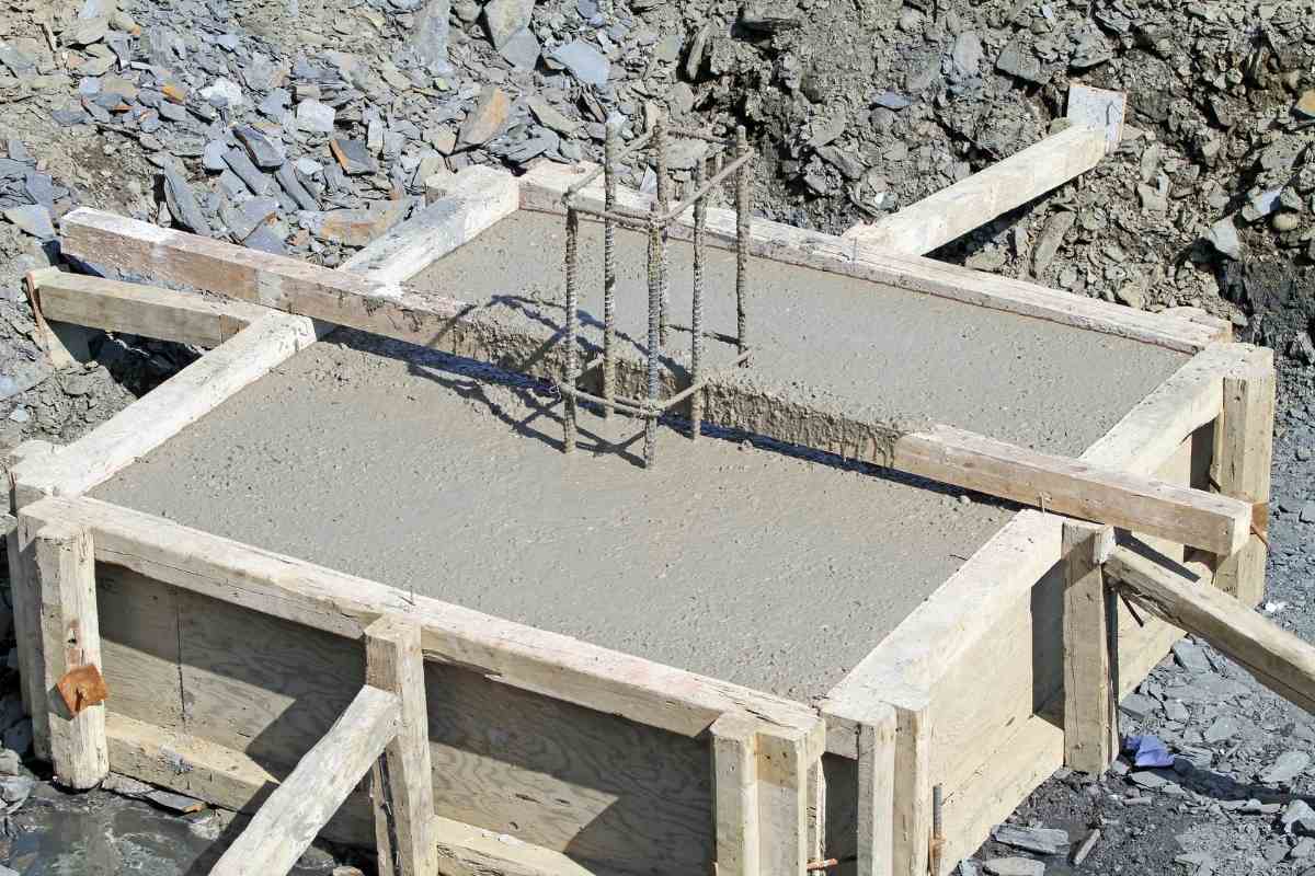 Deck Blocks Vs Concrete Footings Compared Which Is Better? Gardenia