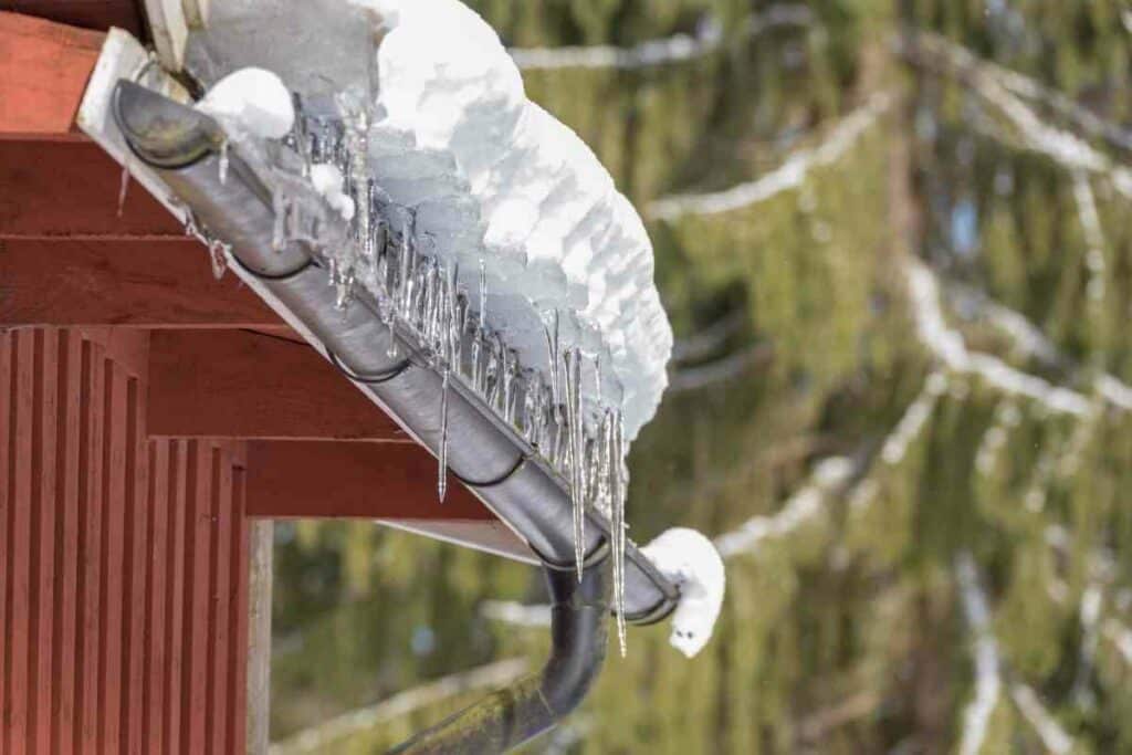 Gutter freezing bad reasons