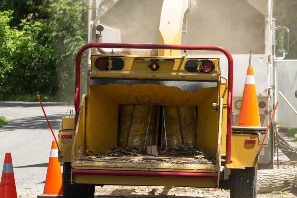 Wood chipper cost to rent