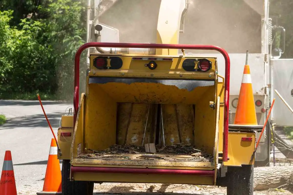 How Much Does a Wood Chipper Cost to Rent