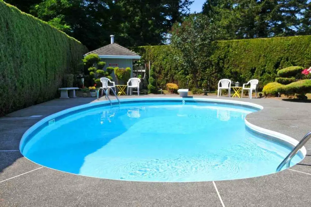 Minimum yard size by pool dimensions tips