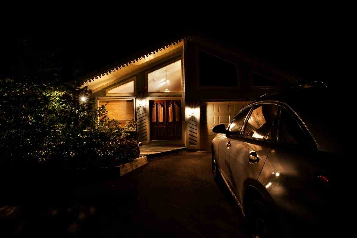 This Is The Real Cost Of Leaving Your Porch Light On All Night