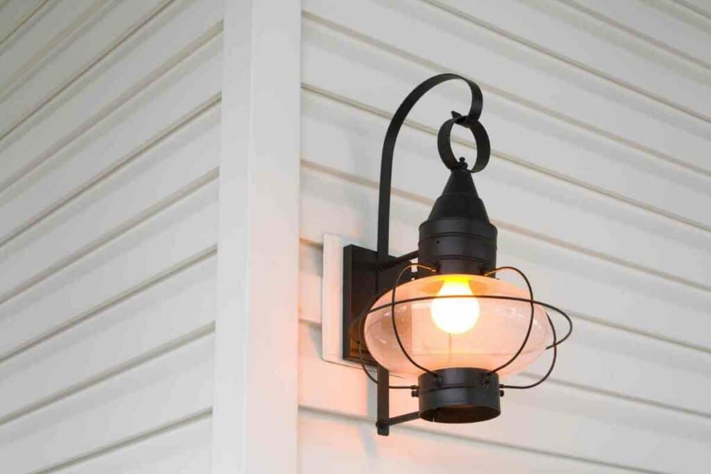 Porch light yellow simple