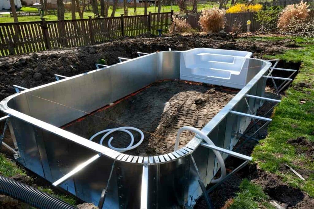 Installation backyard semi-inground pool process