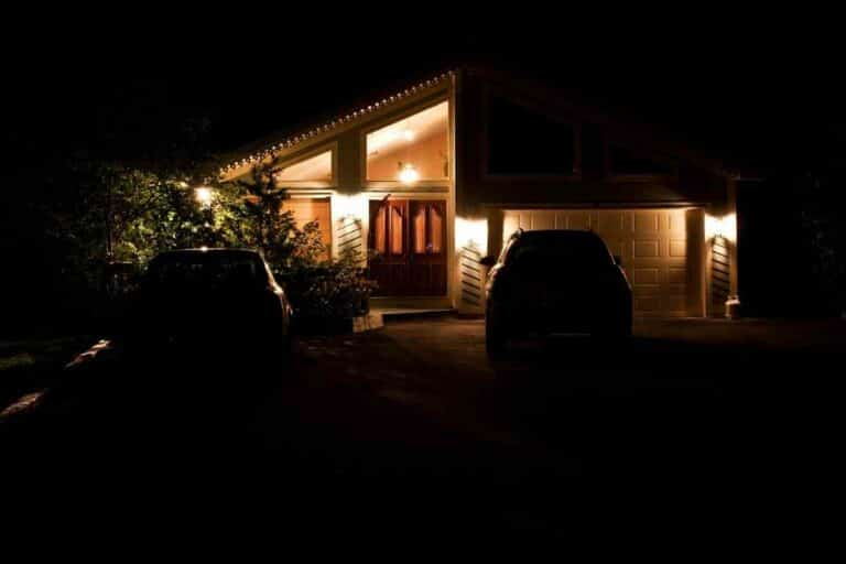 Why You Shouldn't Leave Your Porch Light On All Night Gardenia Organic