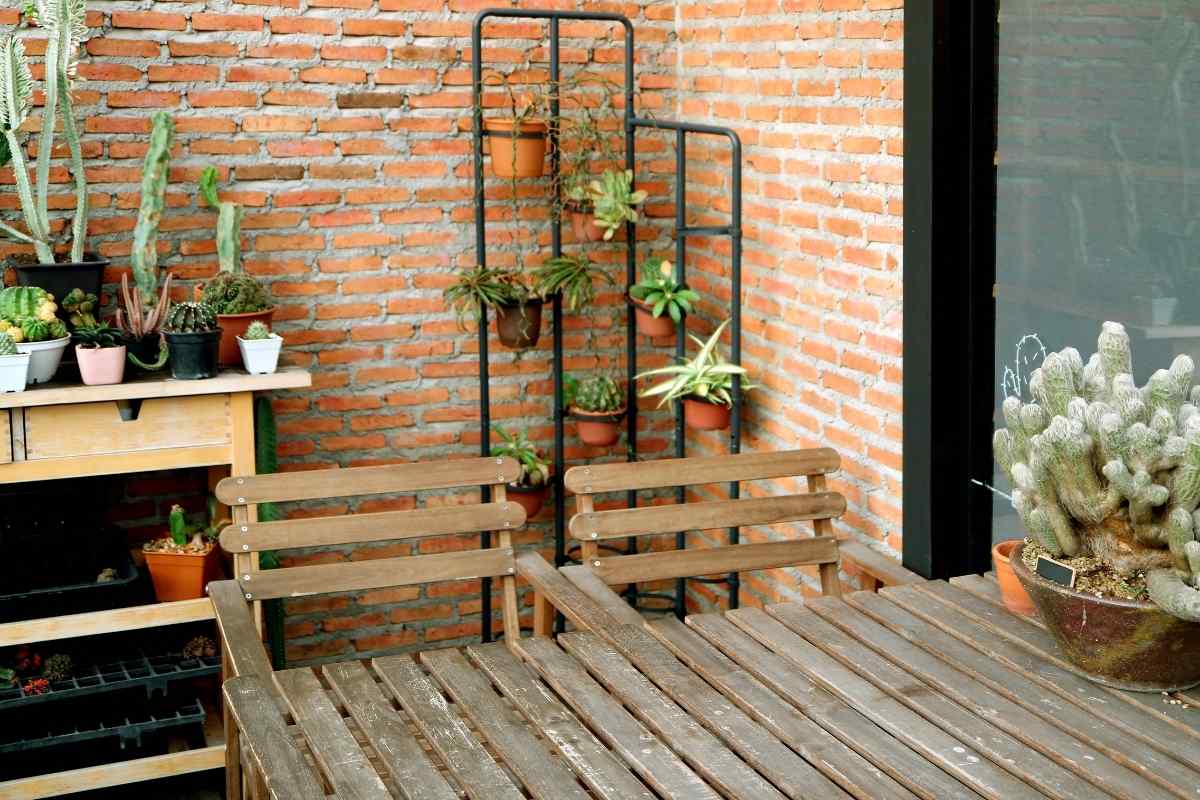 How to arrange potted plants on a patio Gardenia Organic