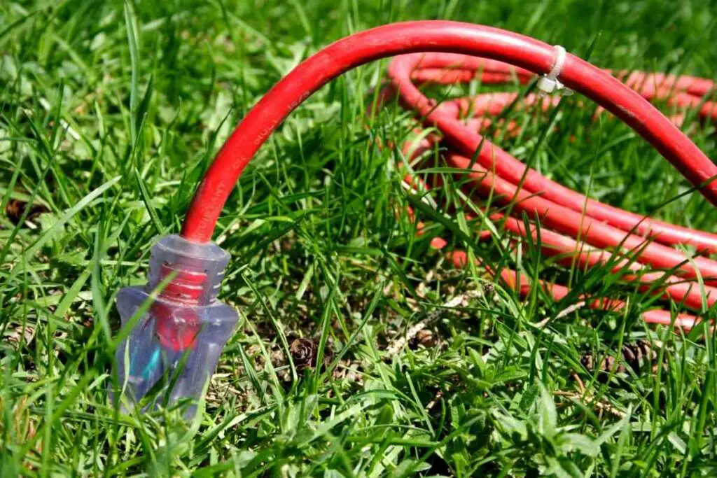 Using appropriate extension cords for garden