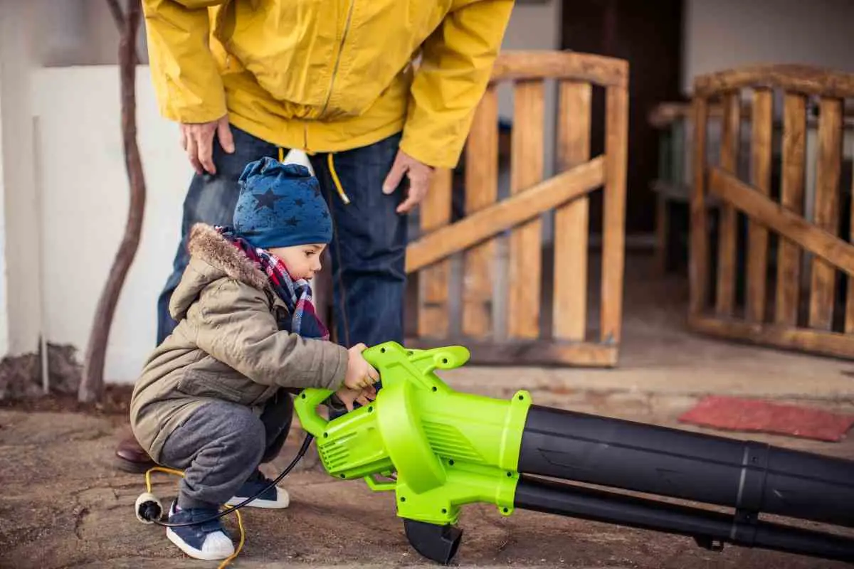 Leaf blowers for gutter cleaning