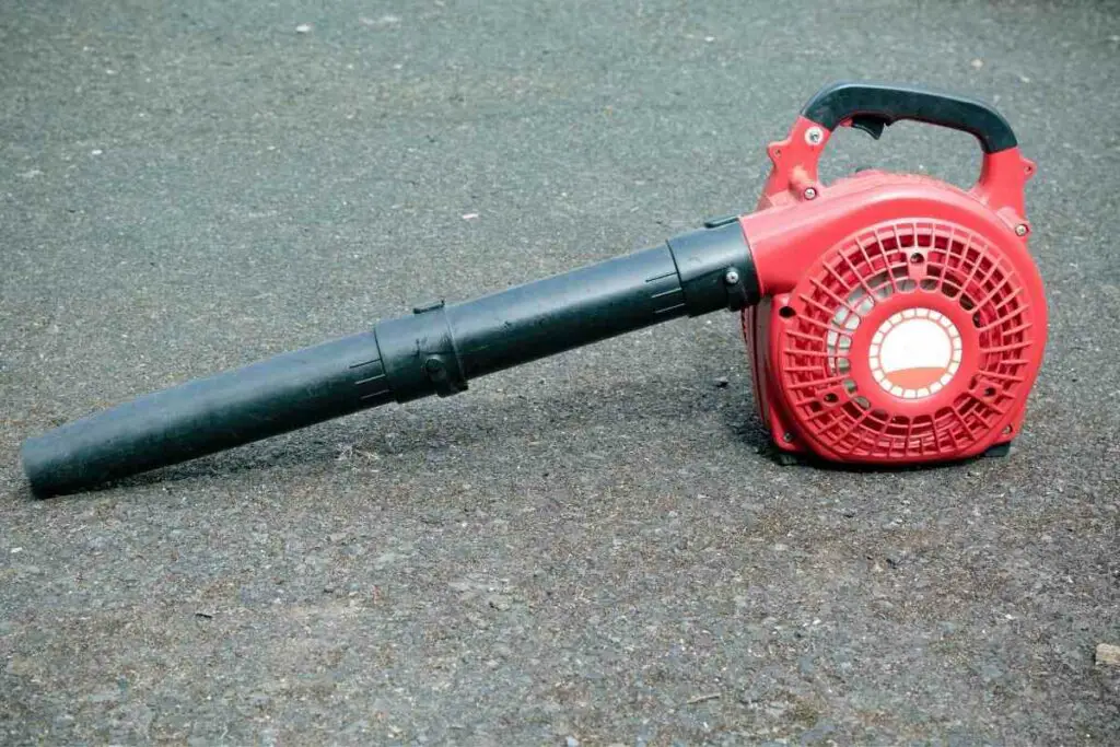 Leaf blower for gutter cleaning tips guide
