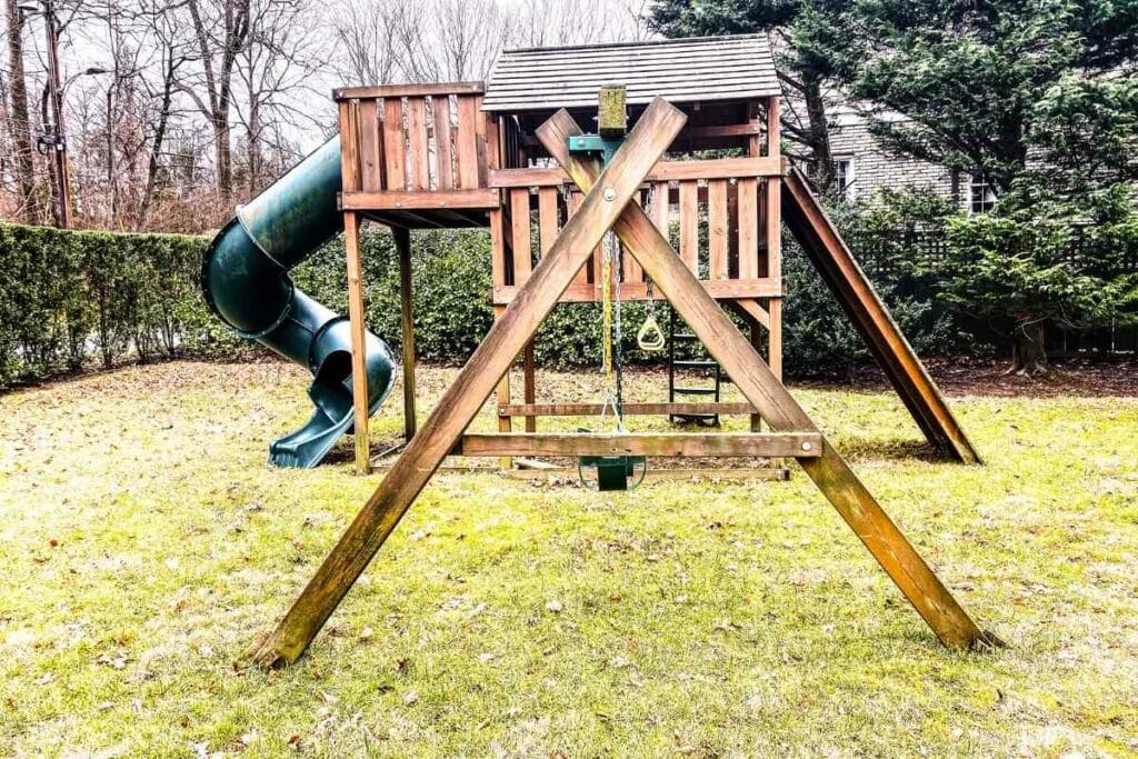 How to Make DIY Jungle Gym In Your Backyard – Gardenia Organic