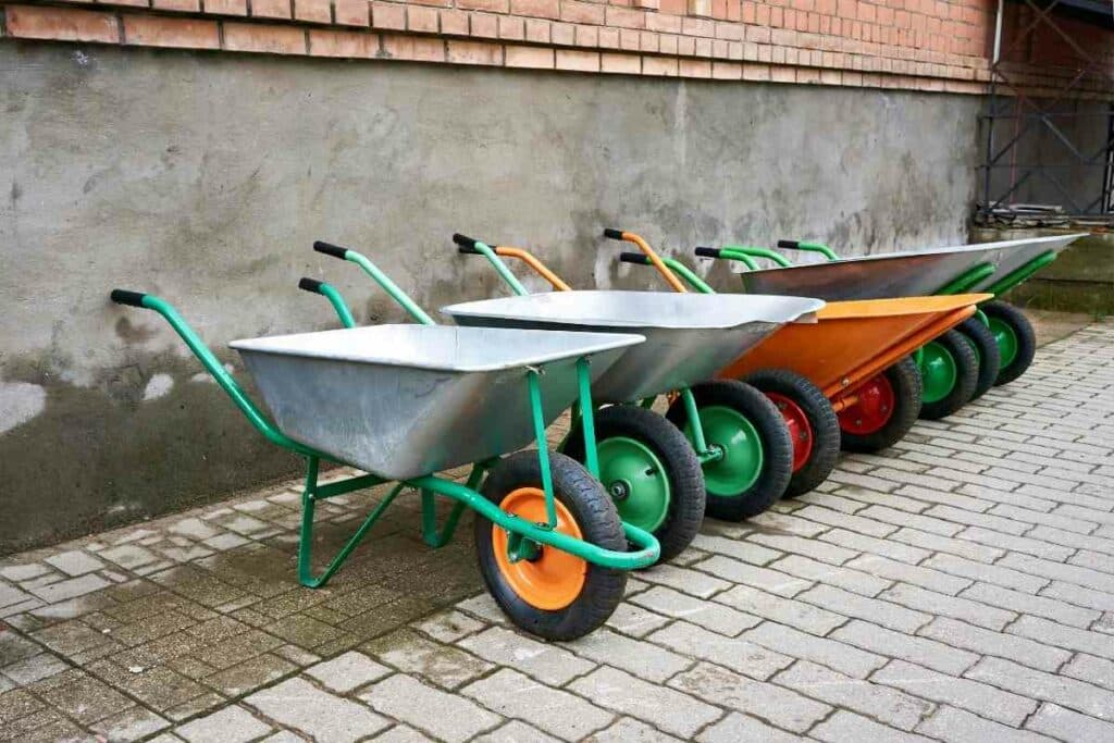 Wheelbarrow parts require oiling reasons