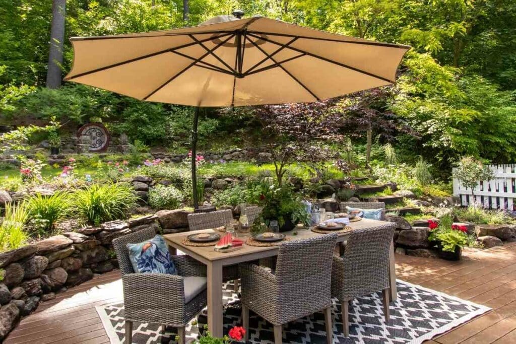 Wind-resistant backyard umbrella