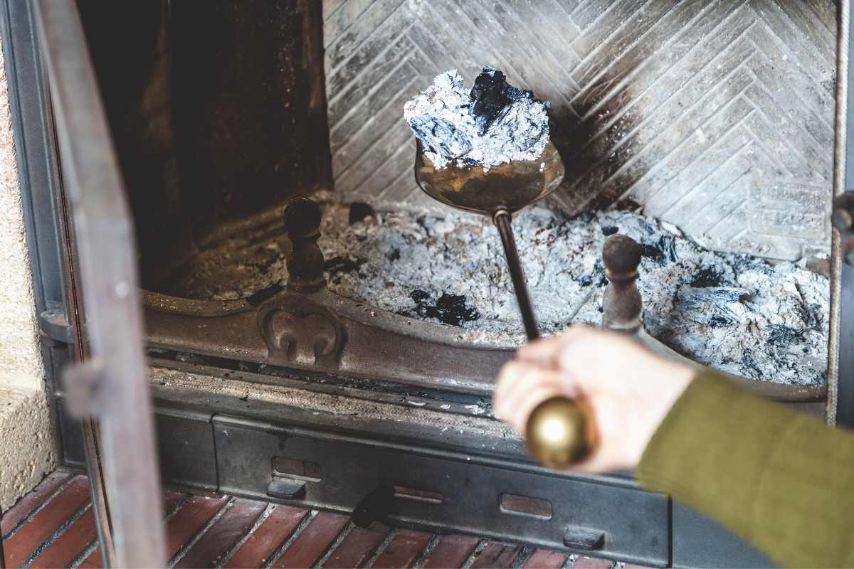 How to dispose of fireplace ashes